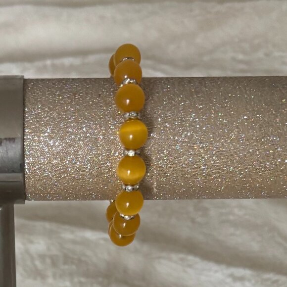 Tiger's Eye and Yellow Jade Bracelets with Gift Boxes - Picture 3 of 3